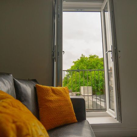 Modern Apartments Near Cardiff City Centre Bagian luar foto