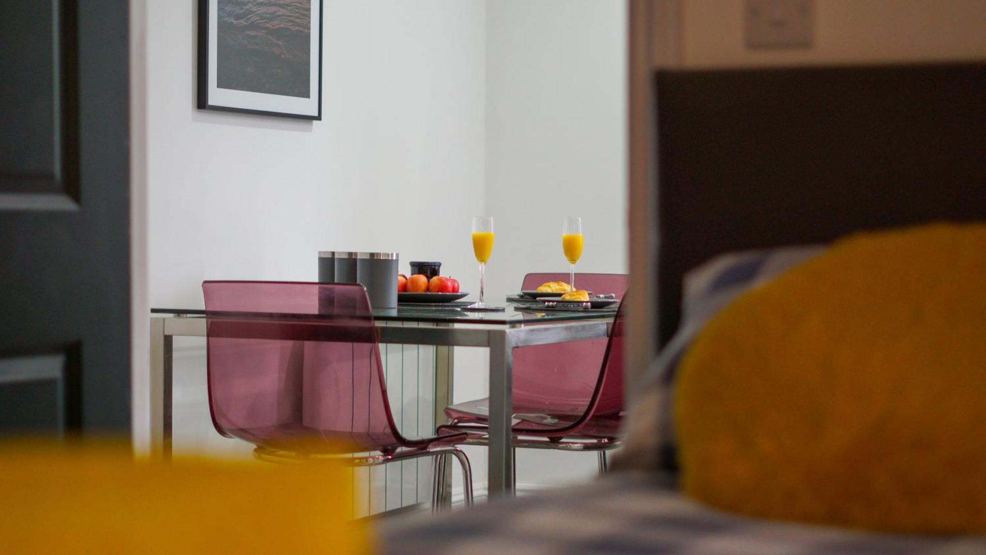 Modern Apartments Near Cardiff City Centre Bagian luar foto